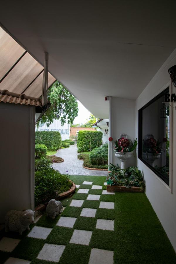 Albesia Boutique Resort Hang Dong Exterior photo